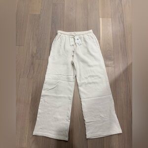 BRAND NEW Abercrombie & Fitch Wide Leg Lounge Sweatpants